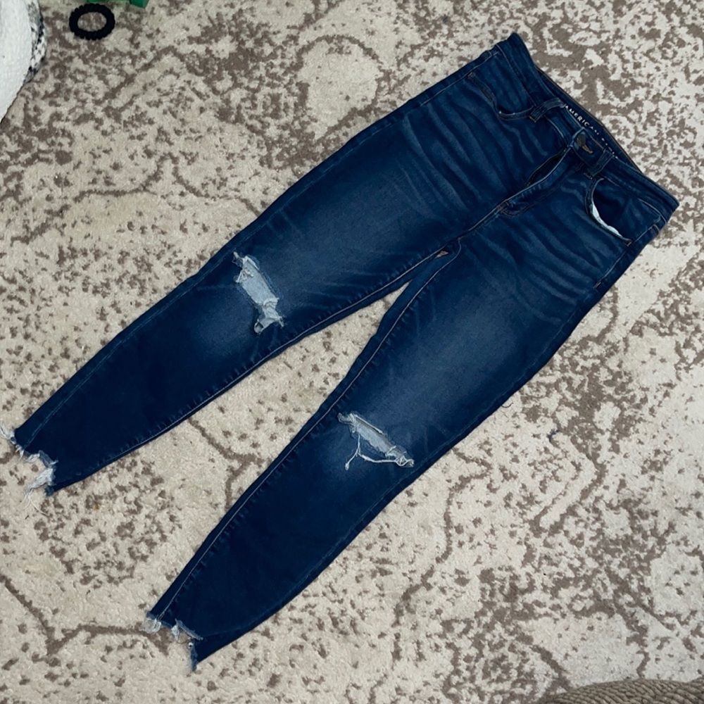 American Eagle raw him ripped jeggings, size 6 short